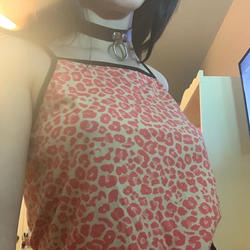 affordable 90’s cheetah print tank top! 🖤☁️